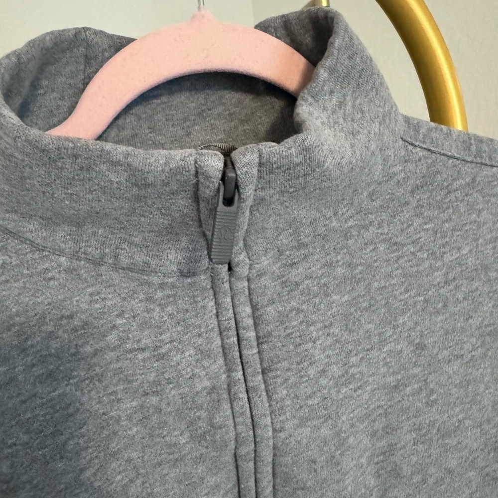 Lululemon Wind Down Jacket - Picture 4 of 6